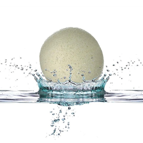 Boscia Konjac Cleansing Sponge & Blotting Linens - Picture 2 of 2